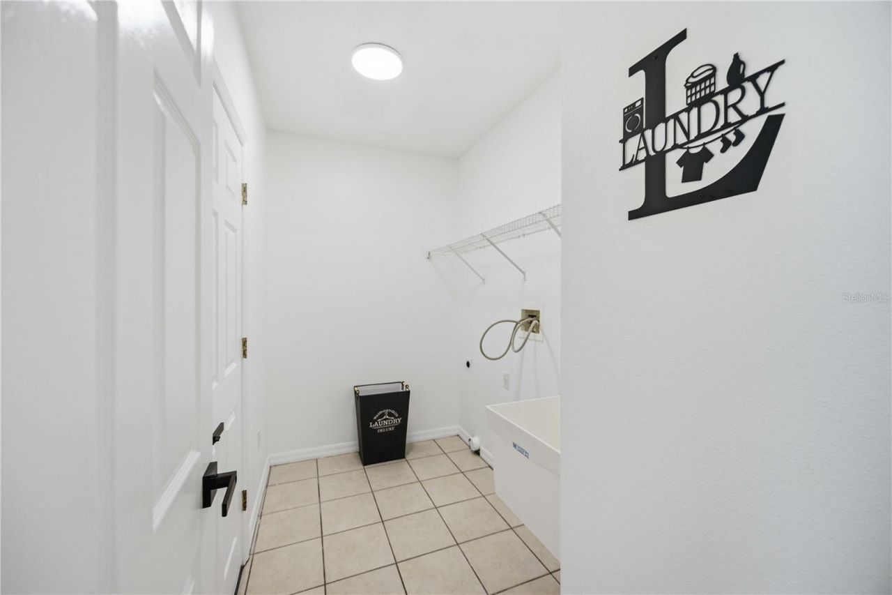 5469 Ashton Manor Drive, Sarasota, FL 34233 Photo