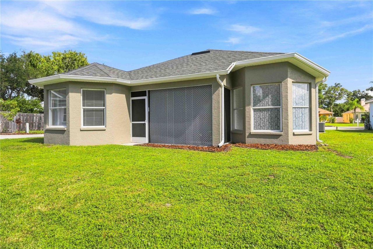 5469 Ashton Manor Drive, Sarasota, FL 34233 Photo