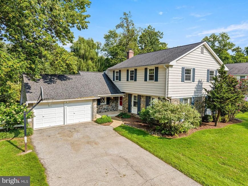 593 Watford Lane, Berwyn, PA 19312 Main Photo