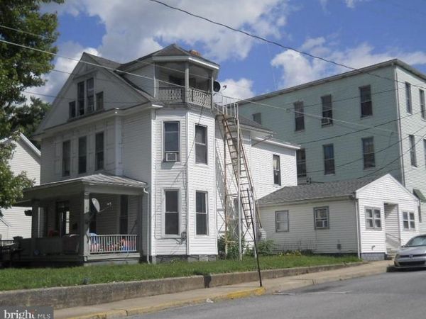 200 E ORANGE E, SHIPPENSBURG, PA 17257
