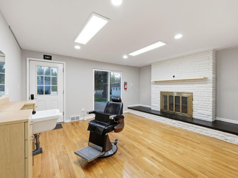 153 N High Street, Gahanna, OH 43230 Photo 10