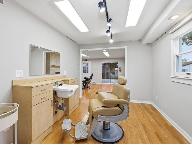 153 N High Street, Gahanna, OH 43230 Photo 7