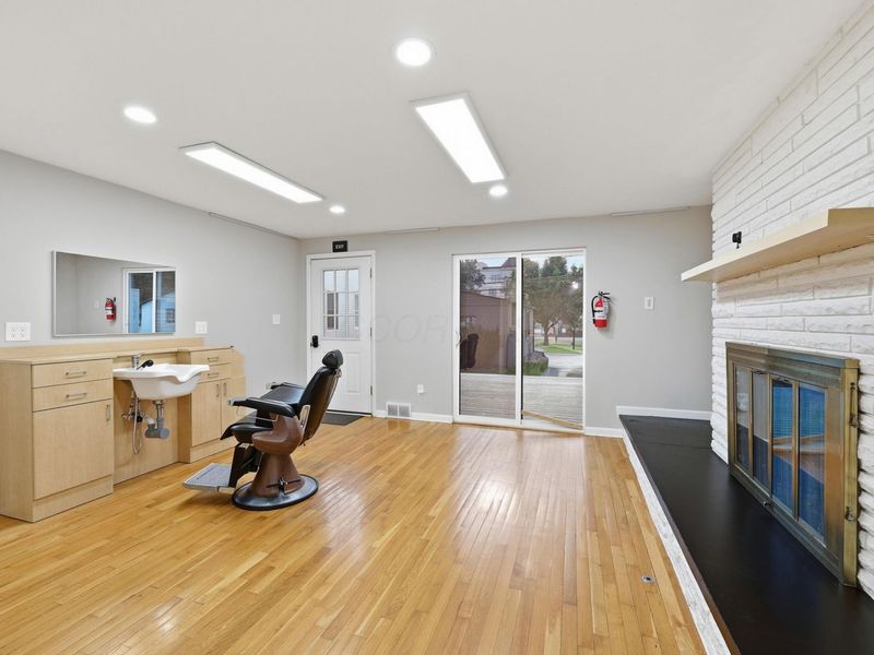 153 N High Street, Gahanna, OH 43230 Photo 9