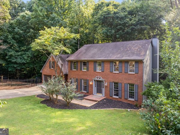 3752 Frederica Road NW, Berkeley Lake, GA 30096