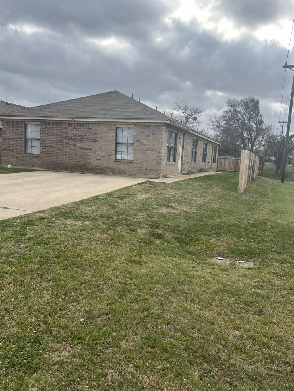 401-a Avenue T Ave, Marble Falls, TX 78654 Main Photo