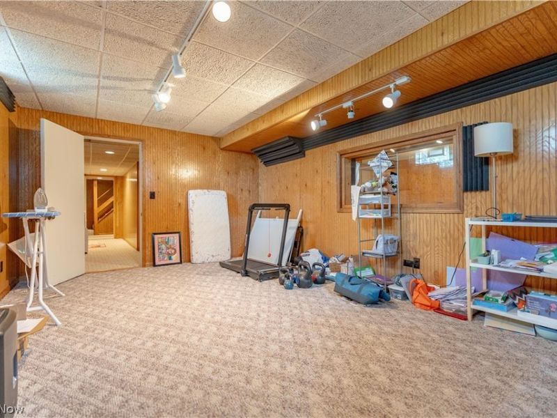 2420 Auberry Drive, Akron, OH 44312 Photo 27