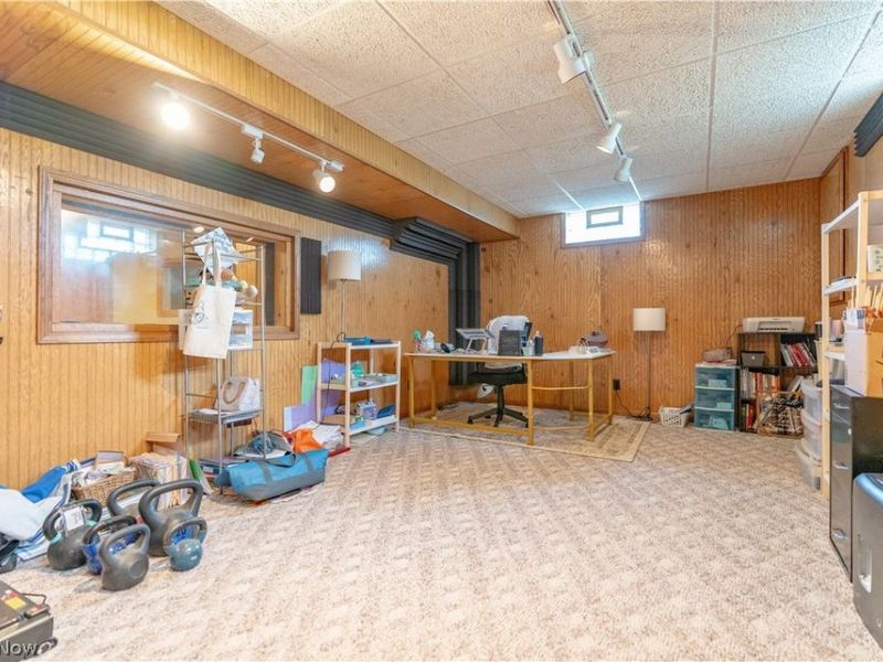 2420 Auberry Drive, Akron, OH 44312 Photo 31