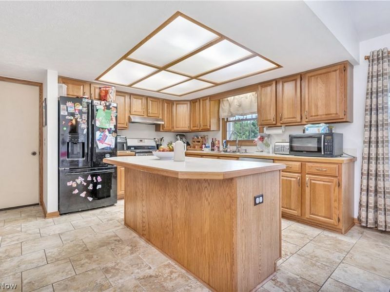2420 Auberry Drive, Akron, OH 44312 Photo 8