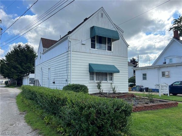 180 Washington Street , Conneaut, OH 44030