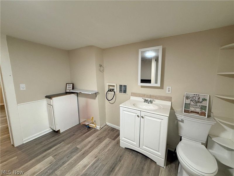 131 W Miller Avenue, Akron, OH 44301 Photo 21