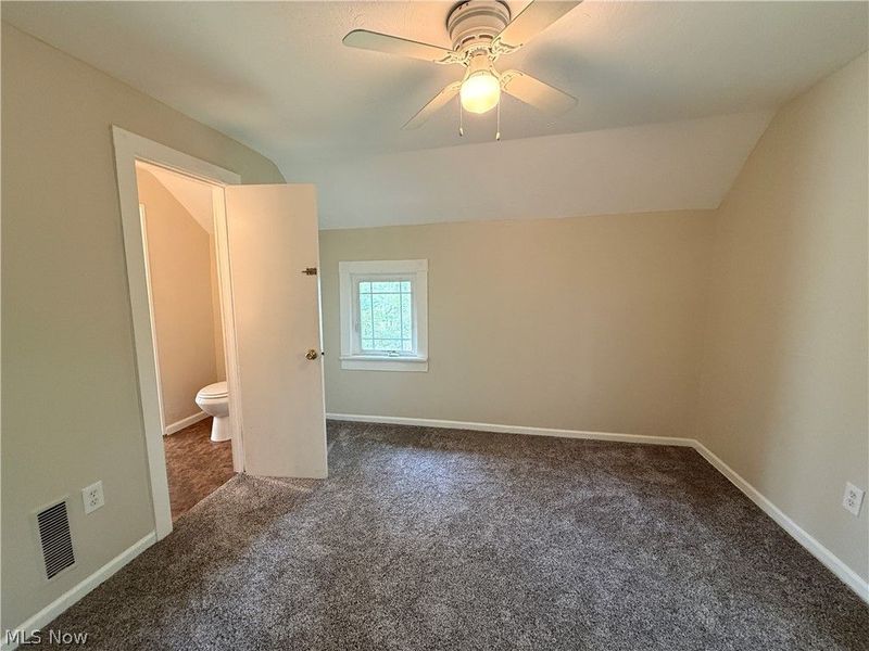 131 W Miller Avenue, Akron, OH 44301 Photo 23