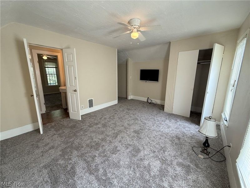 131 W Miller Avenue, Akron, OH 44301 Photo 28