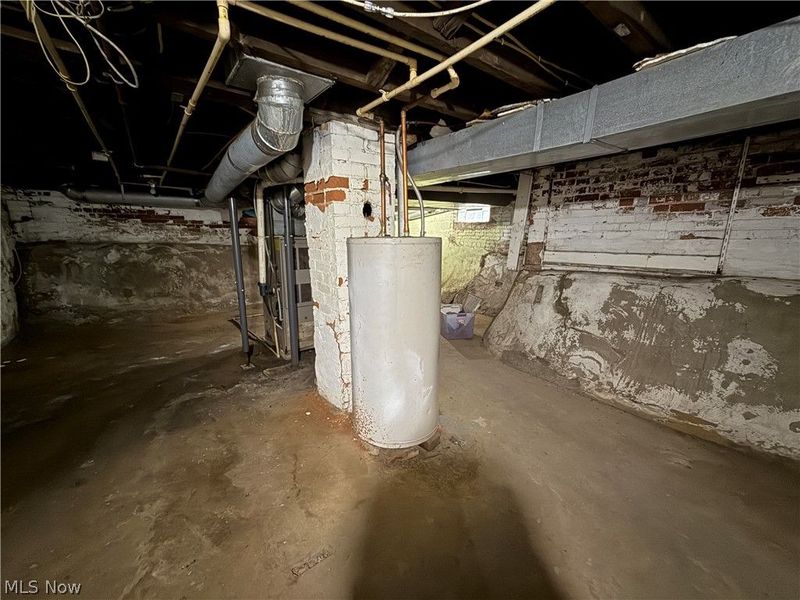 131 W Miller Avenue, Akron, OH 44301 Photo 31