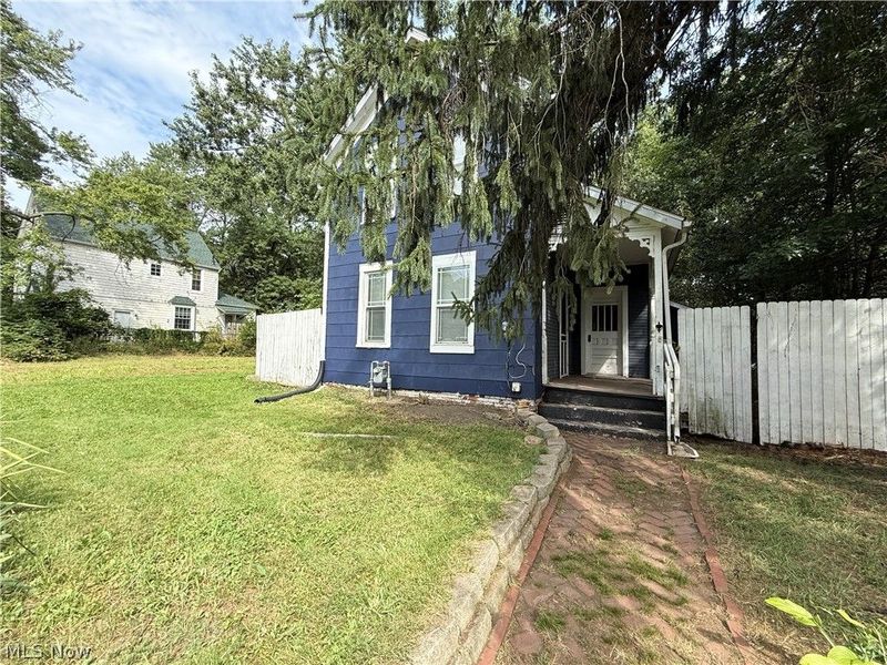 131 W Miller Avenue, Akron, OH 44301 Photo 5