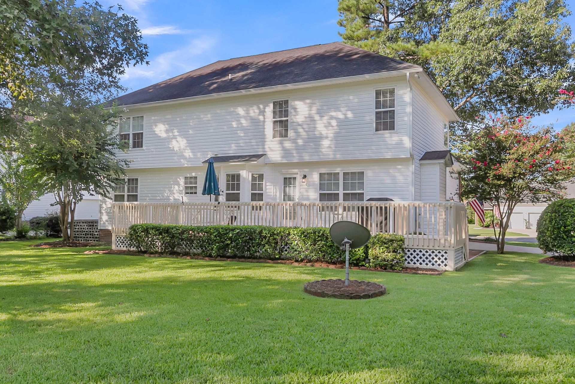 114 Ethanhill Street Photo 34