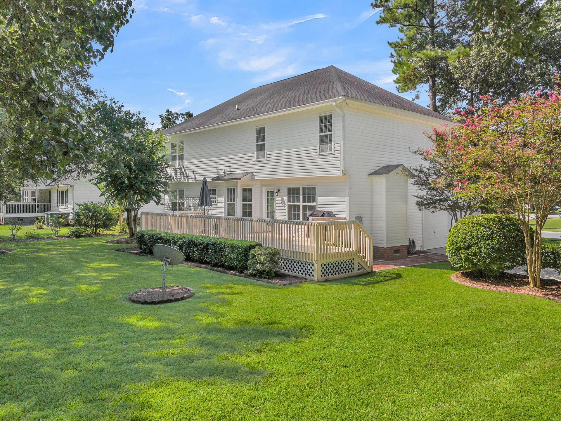 114 Ethanhill Street Photo 41