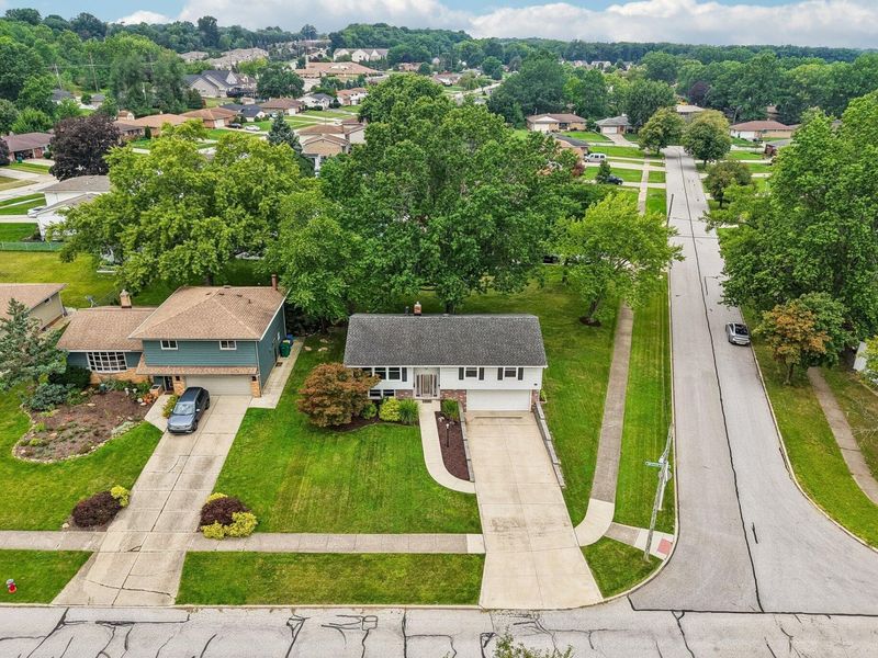5750 Skyline Drive, Seven Hills, OH 44131 Photo 34
