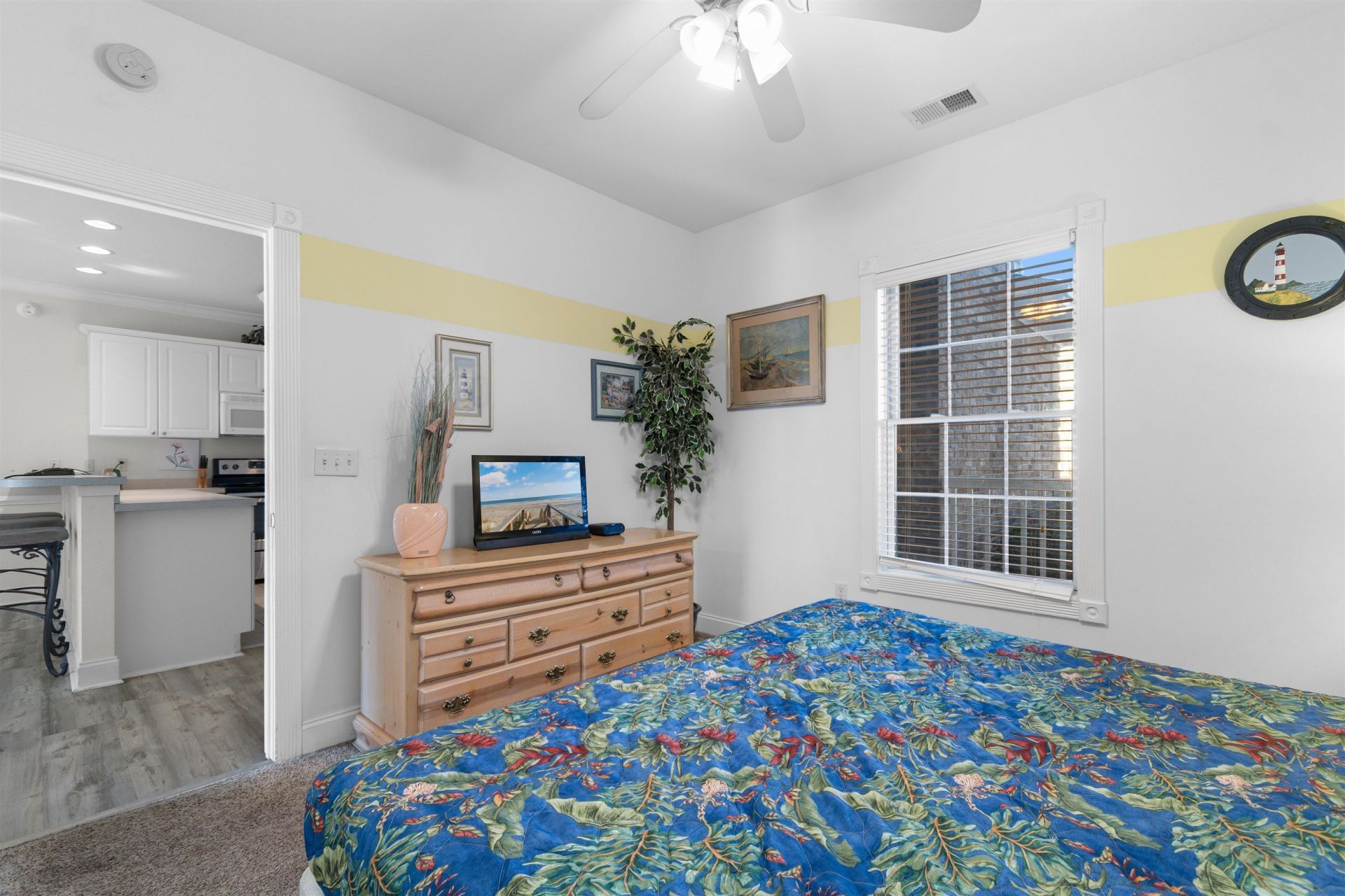 4890 Luster Leaf Circle Photo 18