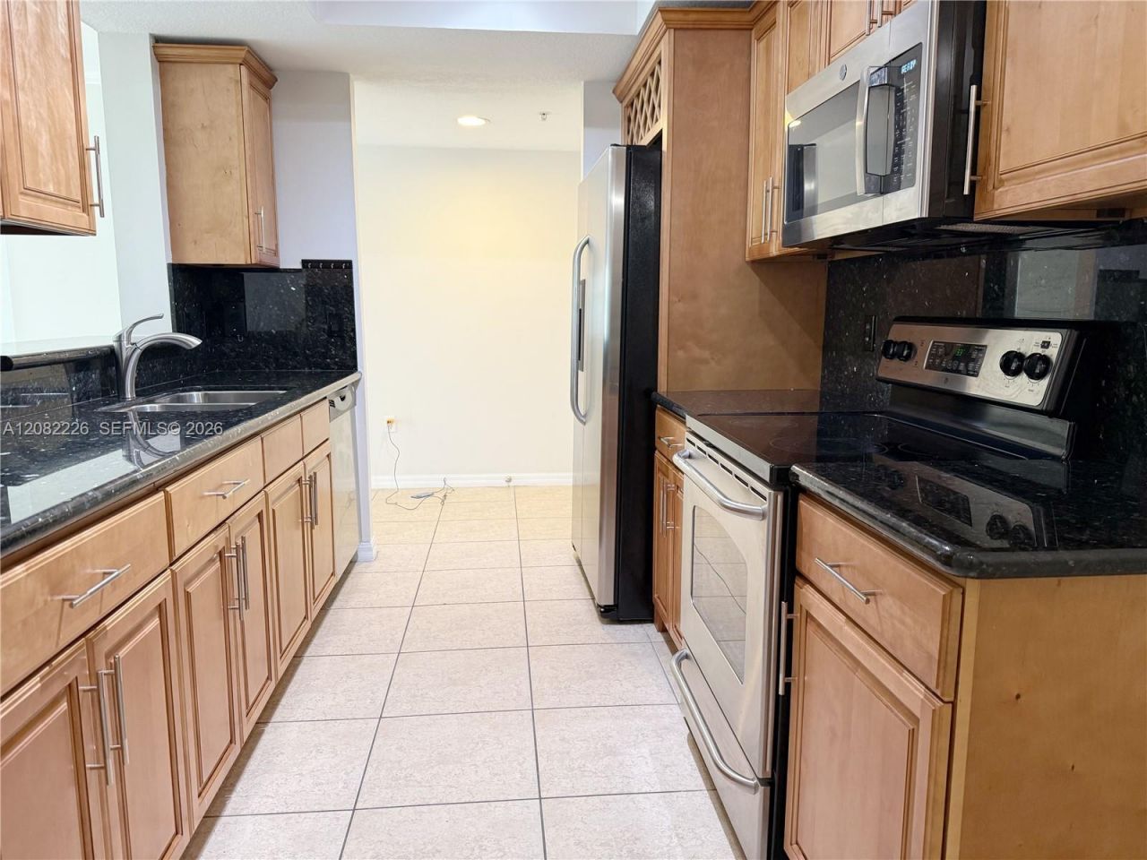 3530 SW 22nd St, Unit 710, Miami, FL 33145 Photo