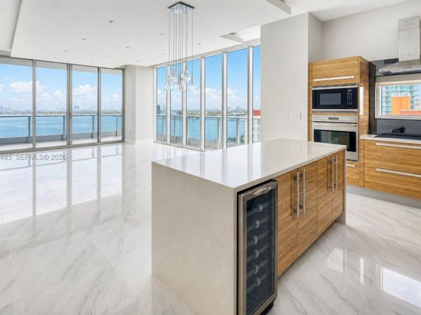 2020 N Bayshore Dr , Unit 1710, Miami, FL 33137