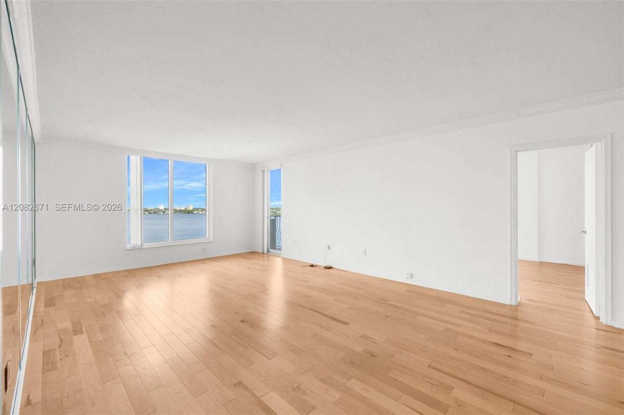 10350 W Bay Harbor Dr , Unit 9C, Bay Harbor Islands, FL 33154 Photo
