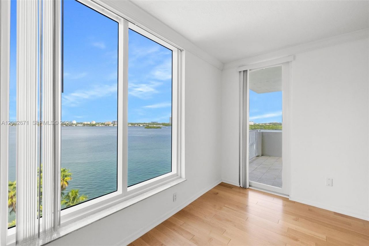 10350 W Bay Harbor Dr , Unit 9C, Bay Harbor Islands, FL 33154 Photo