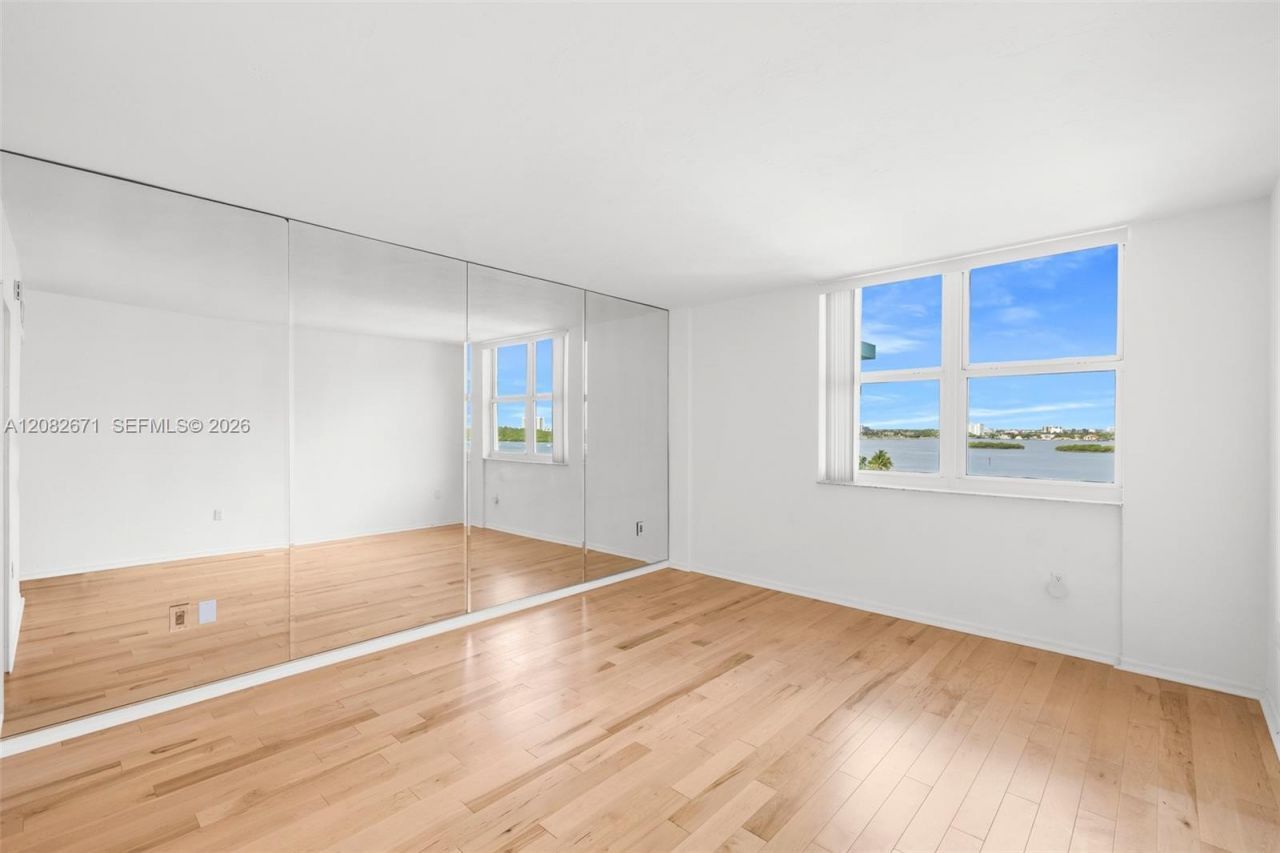 10350 W Bay Harbor Dr , Unit 9C, Bay Harbor Islands, FL 33154 Photo