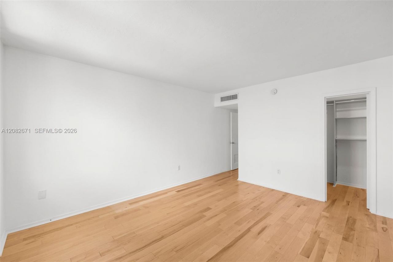 10350 W Bay Harbor Dr , Unit 9C, Bay Harbor Islands, FL 33154 Photo