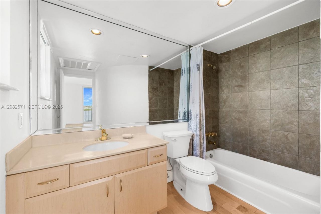 10350 W Bay Harbor Dr , Unit 9C, Bay Harbor Islands, FL 33154 Photo