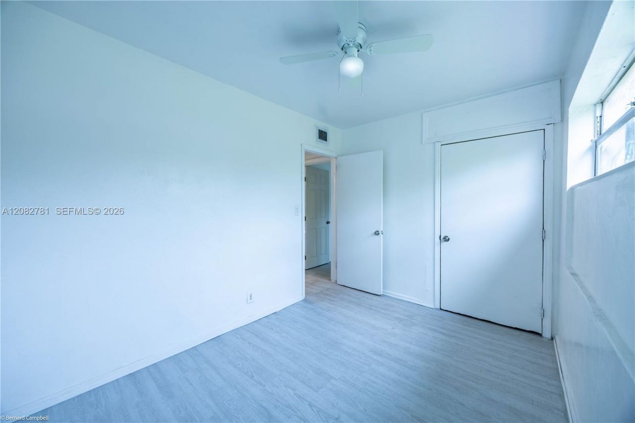 918 NW 13th Ct, Fort Lauderdale, FL 33311 Photo