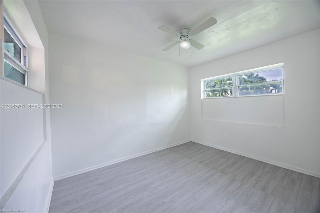 918 NW 13th Ct, Fort Lauderdale, FL 33311 Photo