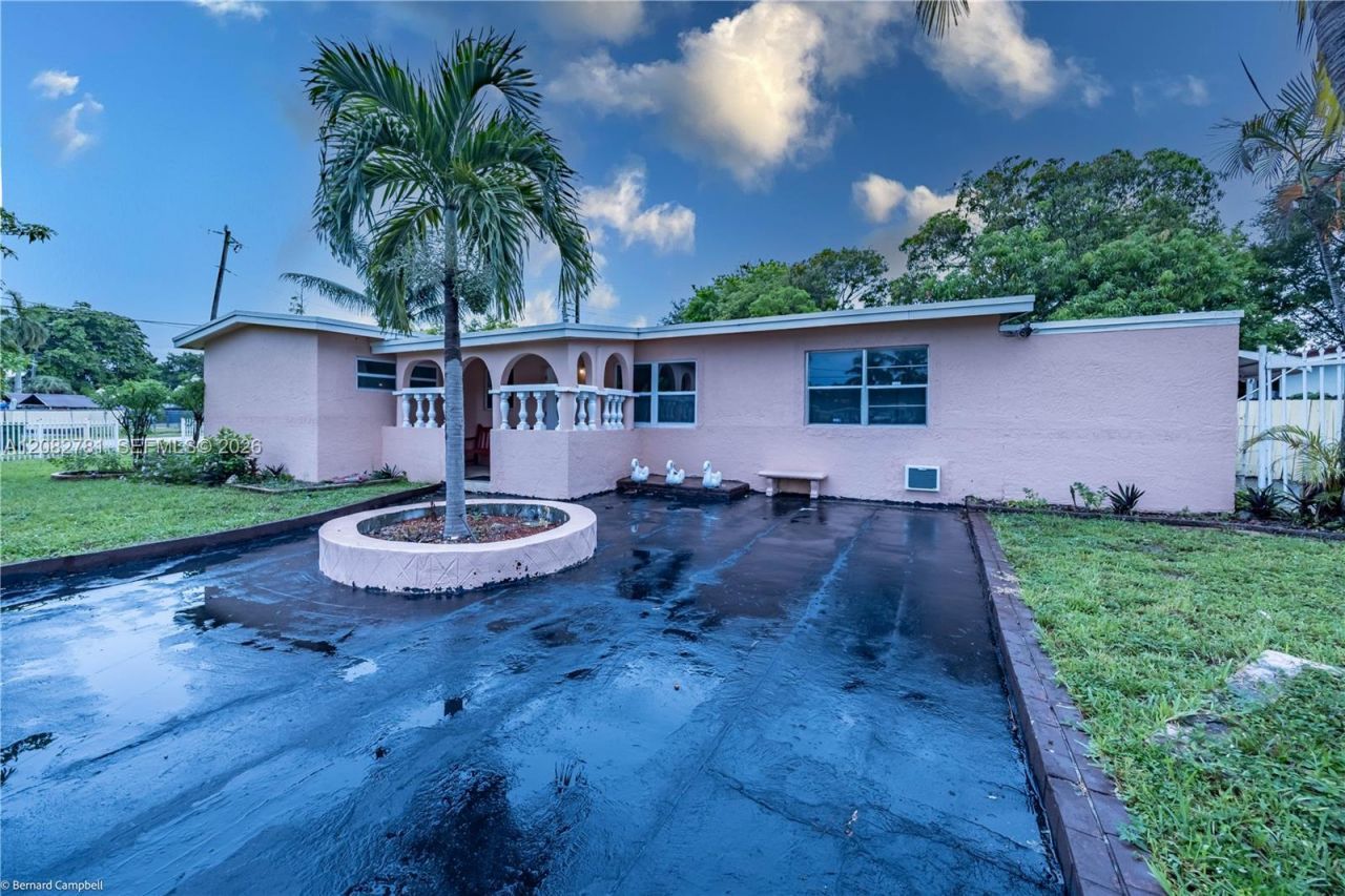 918 NW 13th Ct, Fort Lauderdale, FL 33311 Photo