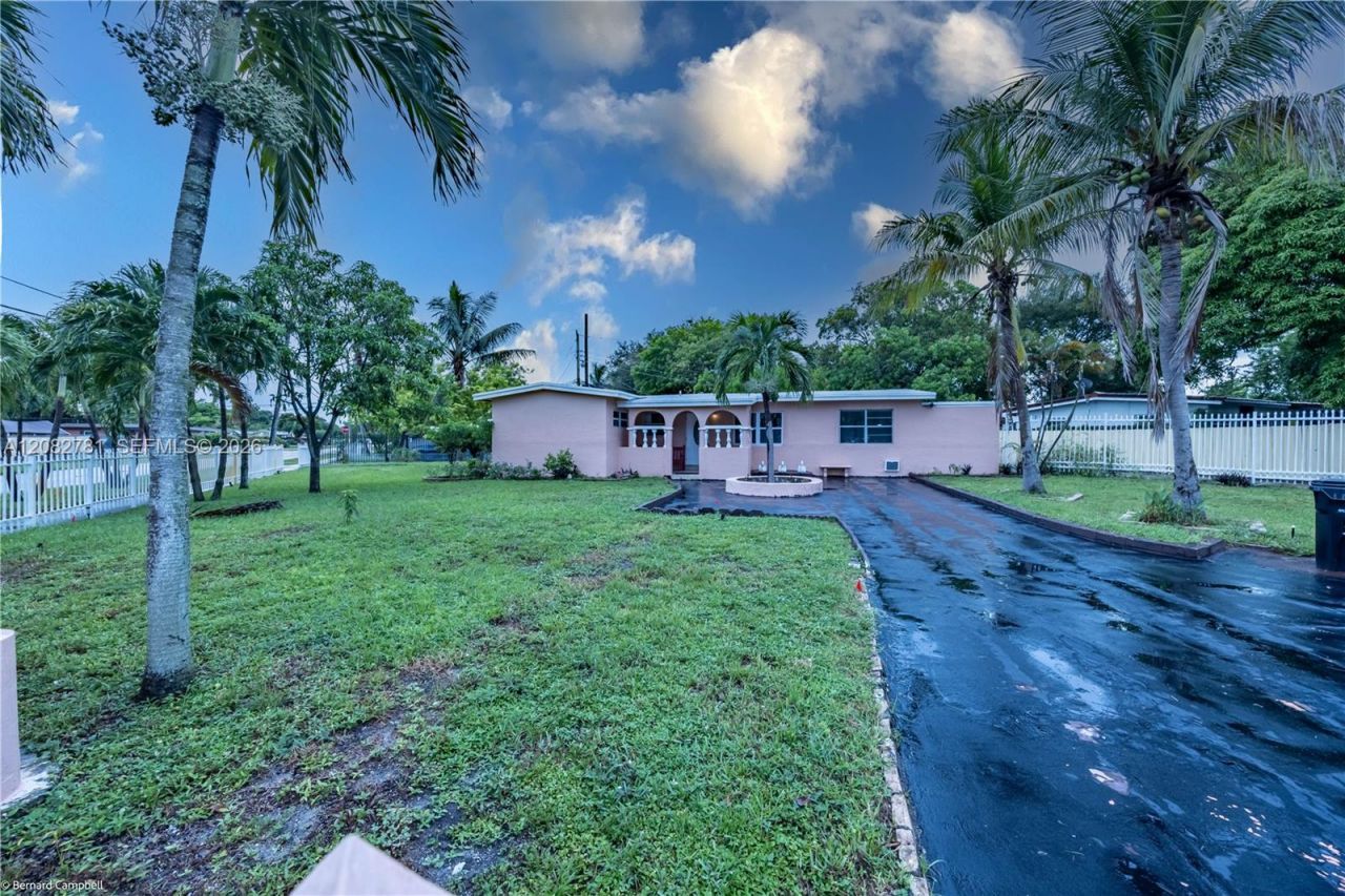 918 NW 13th Ct, Fort Lauderdale, FL 33311 Photo