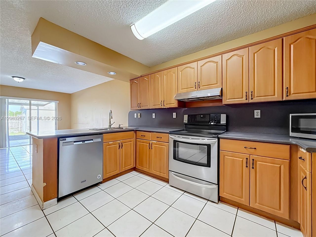 18396 SW 138th Ct , Miami, FL 33177 Photo