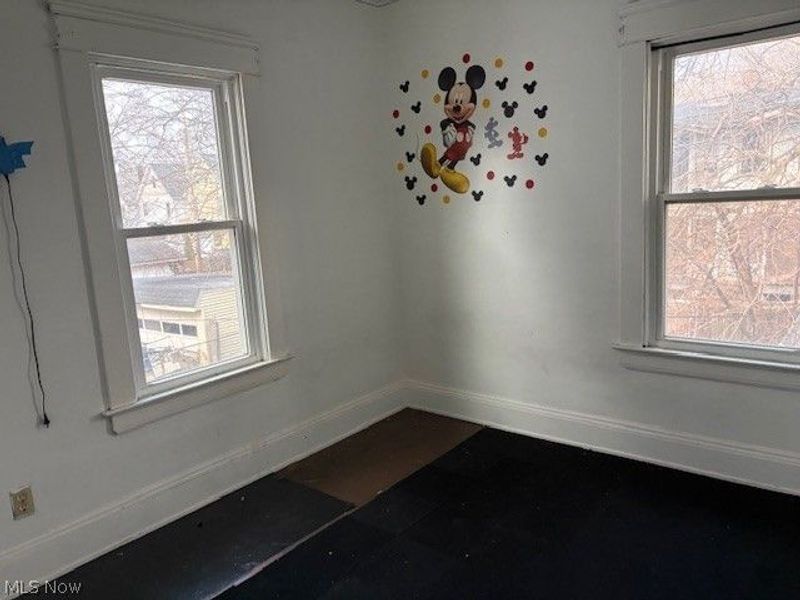 521 E 112th Street, Cleveland, OH 44108 Photo 21