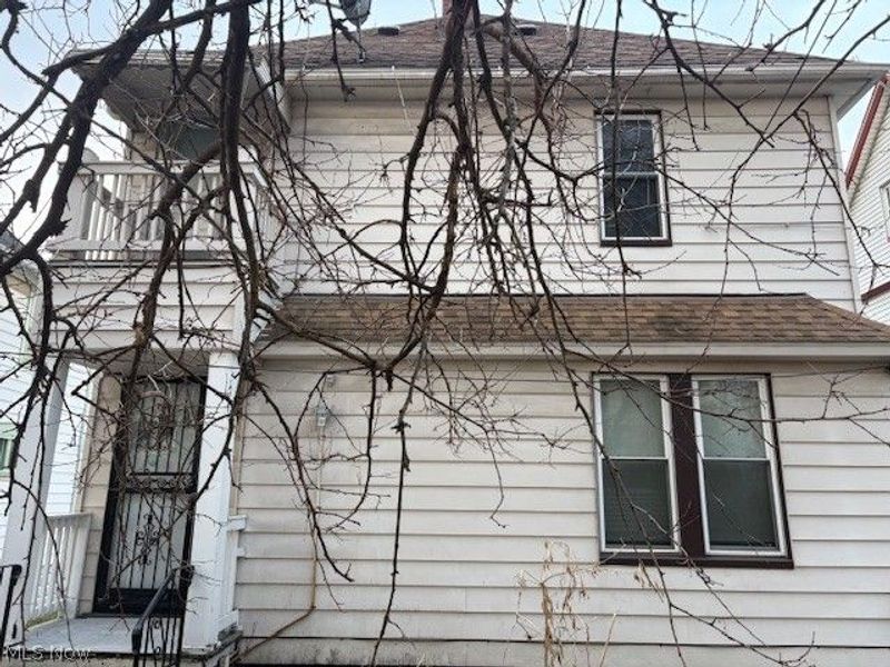 521 E 112th Street, Cleveland, OH 44108 Photo 4