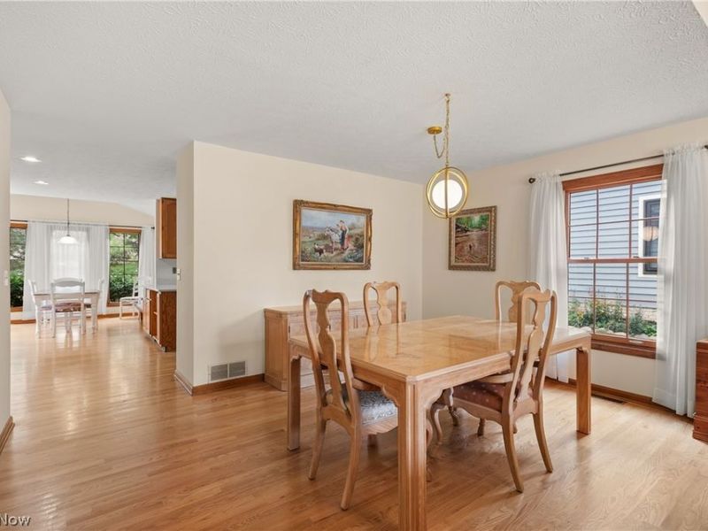 14 Pond Drive, Rocky River, OH 44116 Photo 8