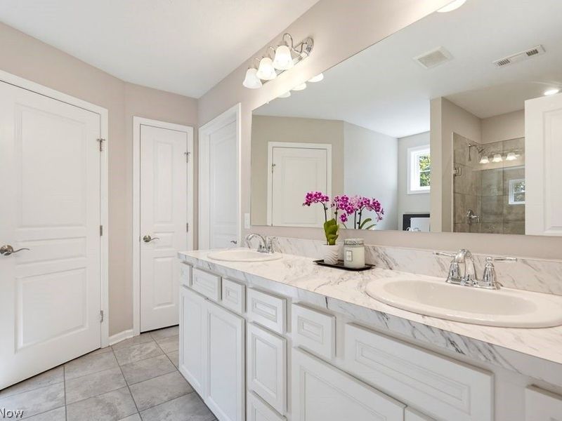 6973 Hawthorn Trace, Independence, OH 44131 Photo 23