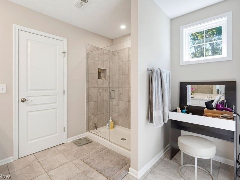 6973 Hawthorn Trace, Independence, OH 44131 Photo 24