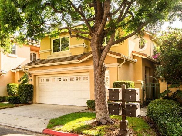 12 Santa Monica, Irvine, CA 92606