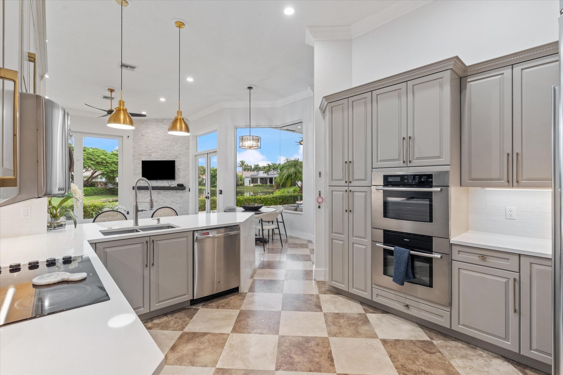 10821 Blue Palm Street, Plantation, FL 33324 Photo