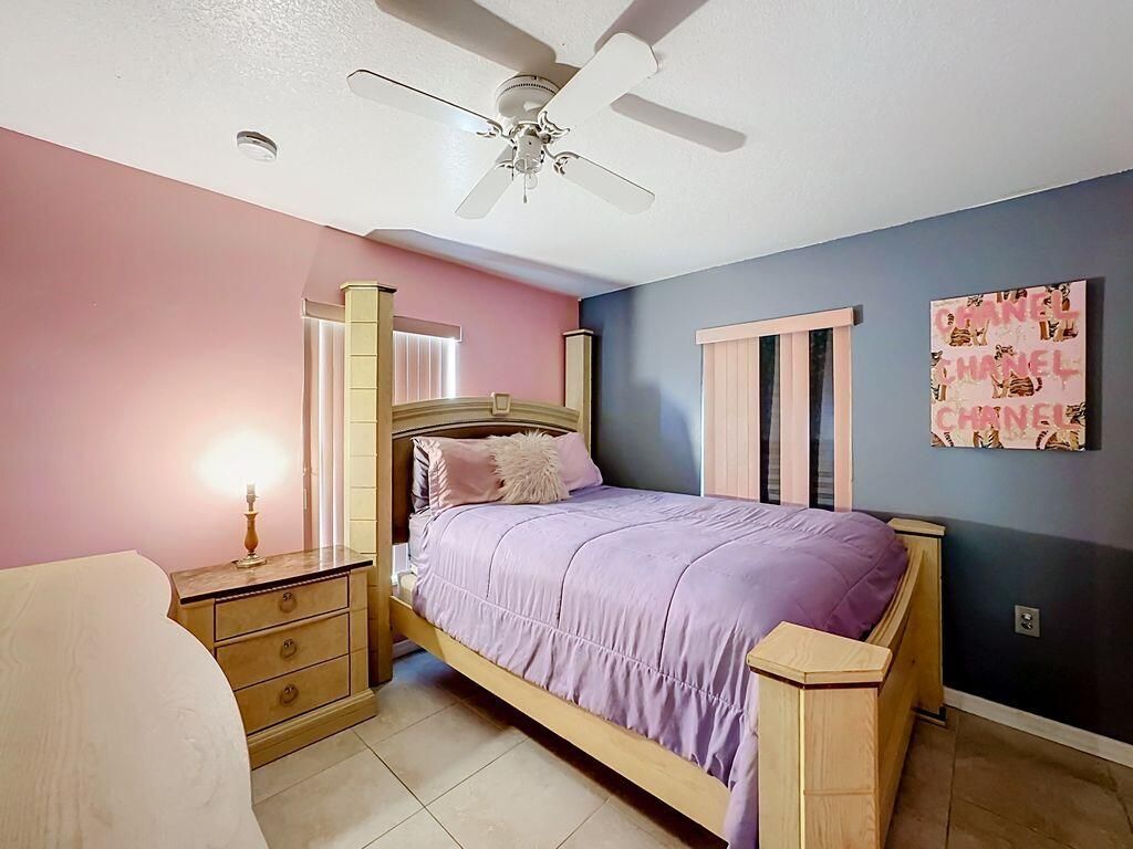 2914 Zora Neal Drive, Fort Pierce, FL 34947 Photo