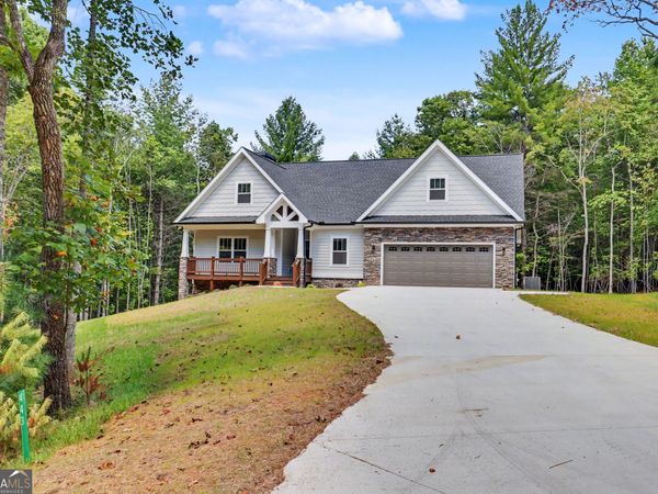 443 Hawks Nest Dr., Blairsville, GA 30512