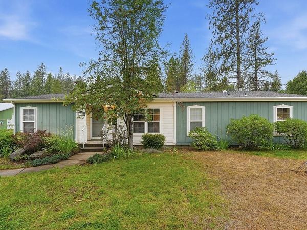 27609 N RIVER ESTATES Rd, Chattaroy, WA 99003