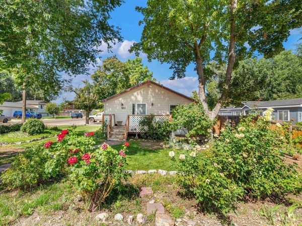 503 20th Avenue N, Nampa, ID 83687