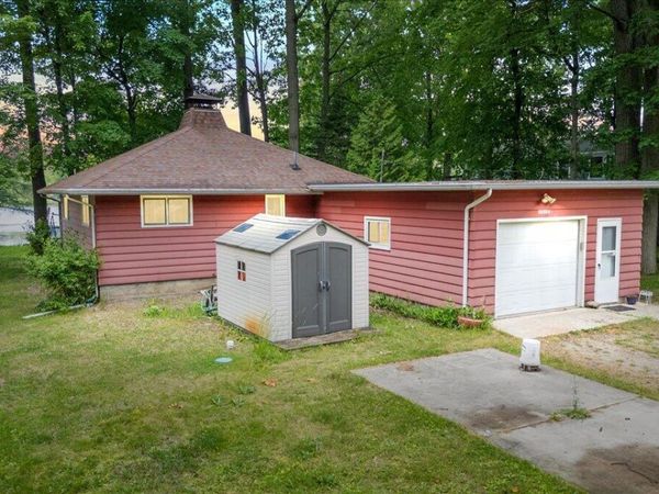 10151 Birch Drive, Riverdale, MI 48877
