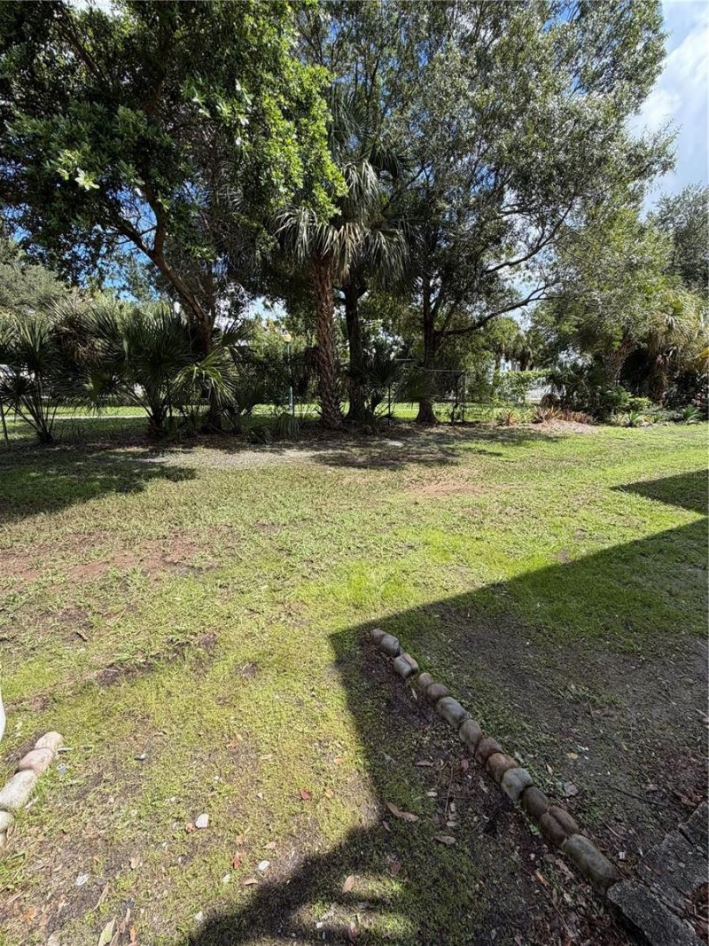 2617 Pine Lake Terrace , Unit B, Sarasota, FL 34237 Photo