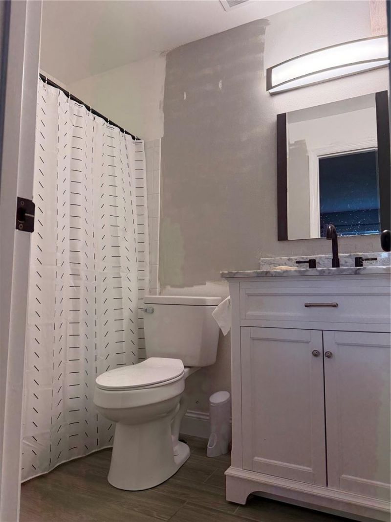 2617 Pine Lake Terrace , Unit B, Sarasota, FL 34237 Photo
