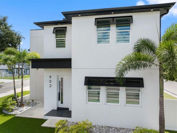 902 W SLIGH AVENUE , TAMPA, FL 33604