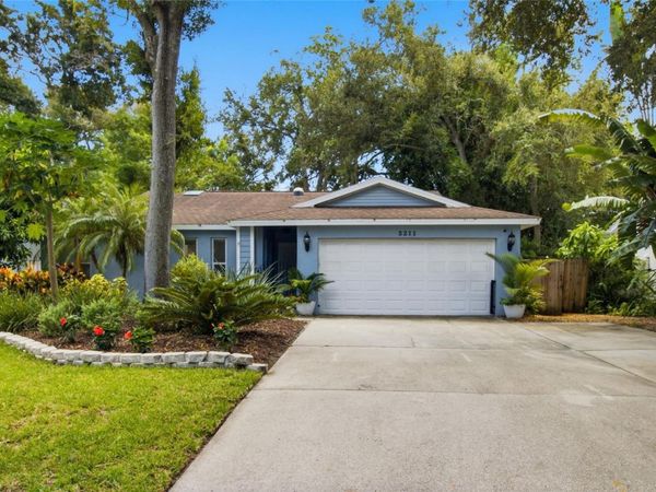 3211 COVENTRY N, SAFETY HARBOR, FL 34695
